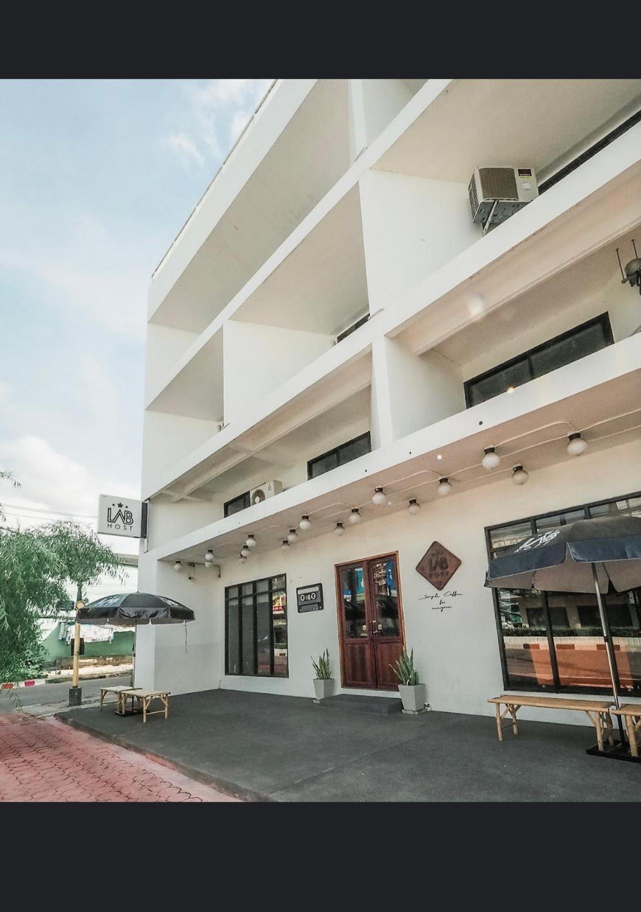 Labkoff Cafe And Hostel Kanchanaburi Exterior foto